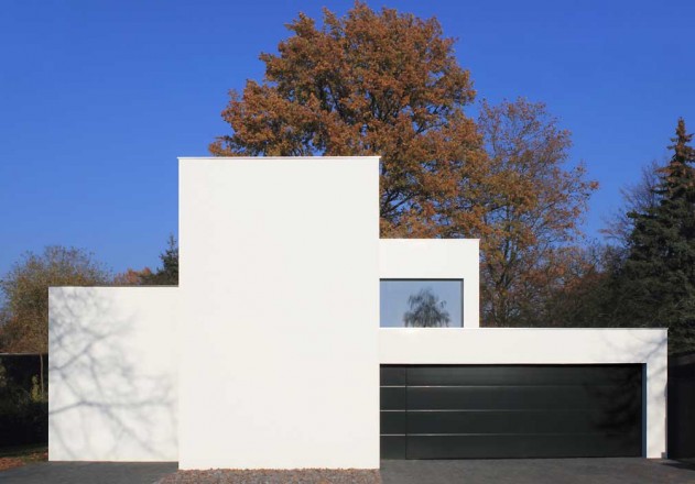 Nieberg Architect Architektenprofil Einfamilienhaus weisse Fassade