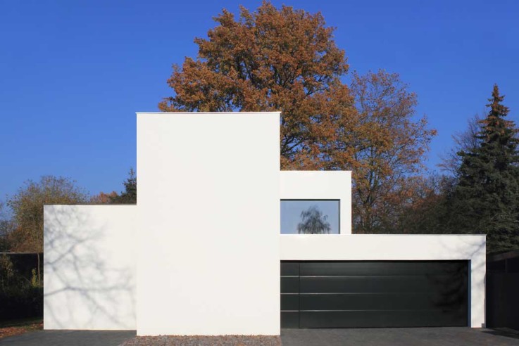 Nieberg Architect Architektenprofil Einfamilienhaus weisse Fassade