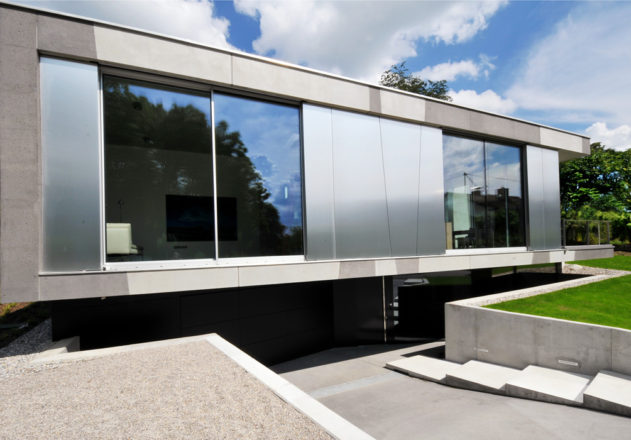 Architekturbüro di Simone Architektin Einfamilienhaus Starnbergersee Aluminiumfassade